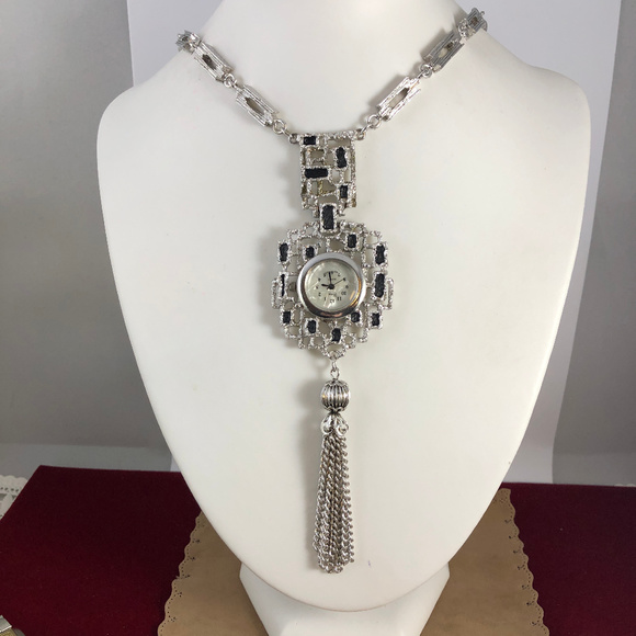 Vintage Jewelry - Vintage Sheffield Pendant Watch Modern Cubic Style